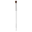 e.l.f. Blending Eye Brush, Makeup Brush For Eyeshadow & Eyeliner, Creates A Natural Finish, Made With Synthetic Bristles, Vegan & Cruelty-Free Beauty & Personal Care e.l.f.