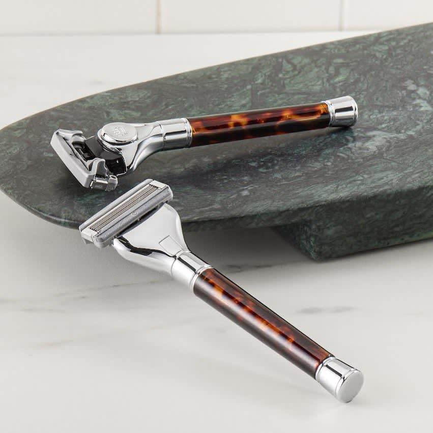 Cremo Astonishingly Superior Tortoise Shell (Horn) Razor Kit (Packaging May Vary) Beauty and Personal Care Cremo