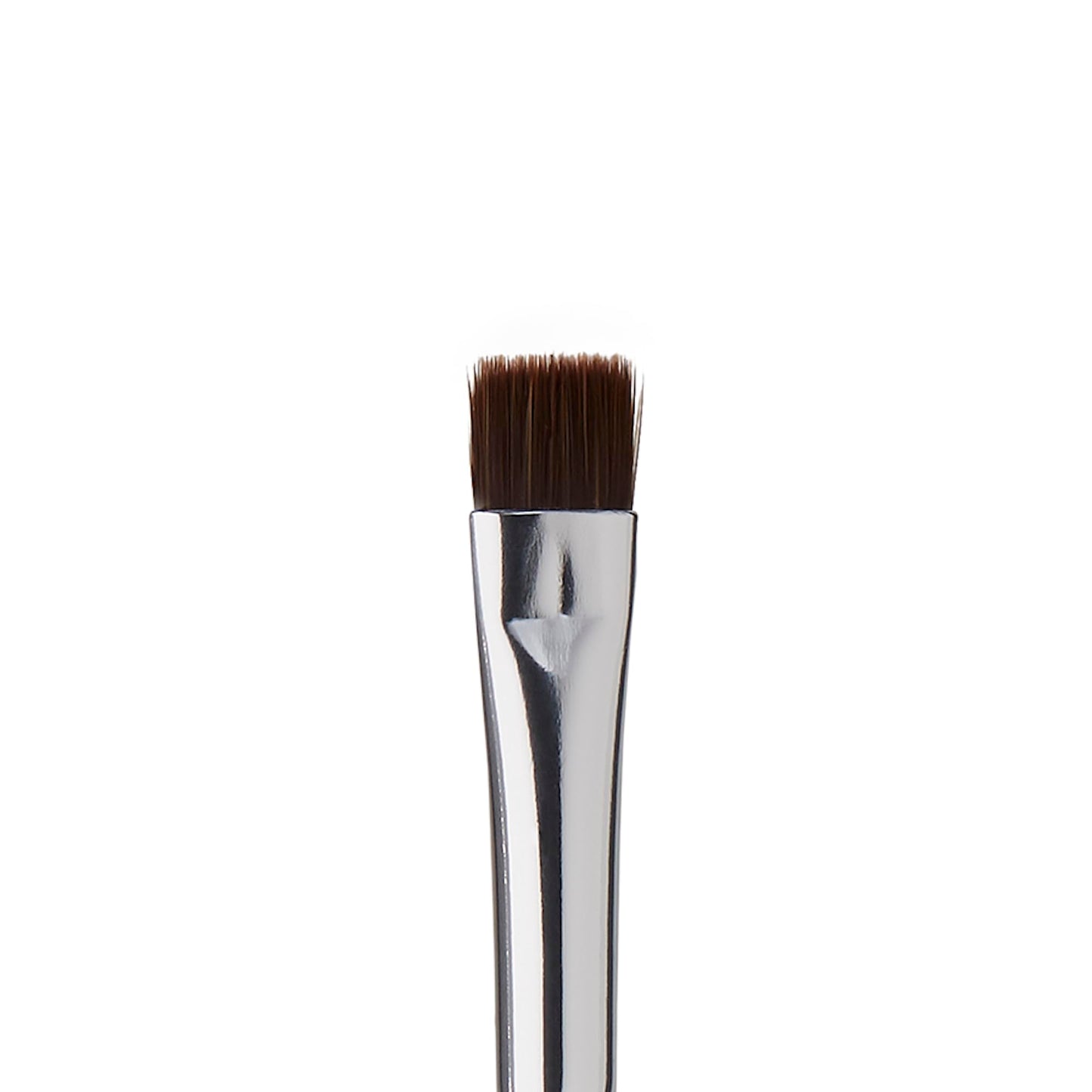 e.l.f. Eyeliner Brush, Makeup Brush For Ultra-Thin & Smooth Eyeliner Application, Perfectly Reaches The Inner & Outer Lash Line, Vegan Beauty & Personal Care e.l.f.