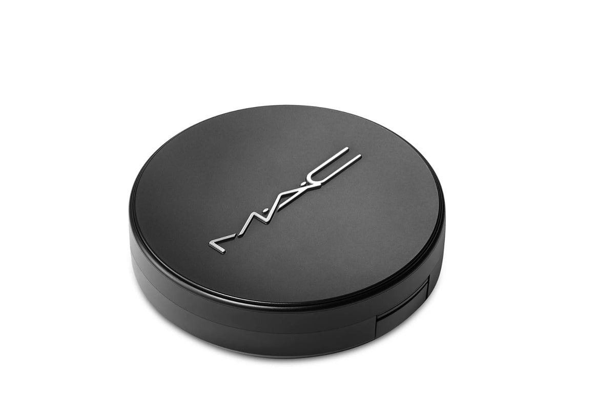 MAC Cosmetics Studio Fix Powder Plus Foundation 24HR Oil Control N4