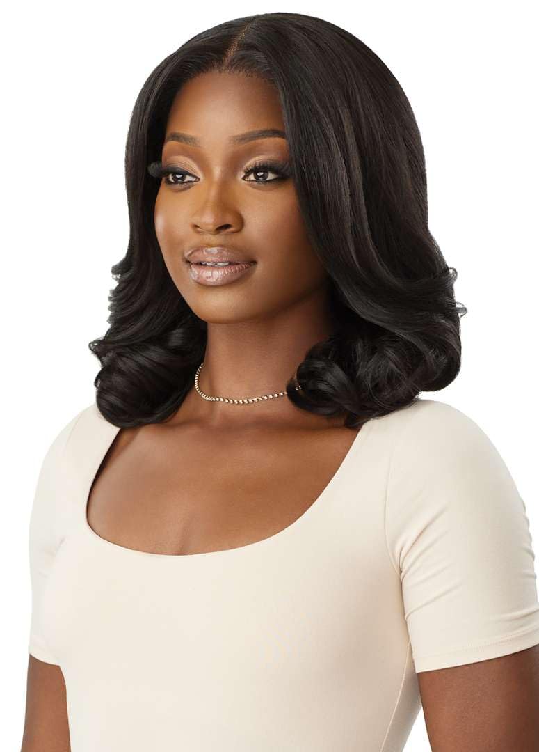 Outre Lace Front Wig - Perfect Hair Line 13X4 - Mikara (GINGER COPPER KISS)