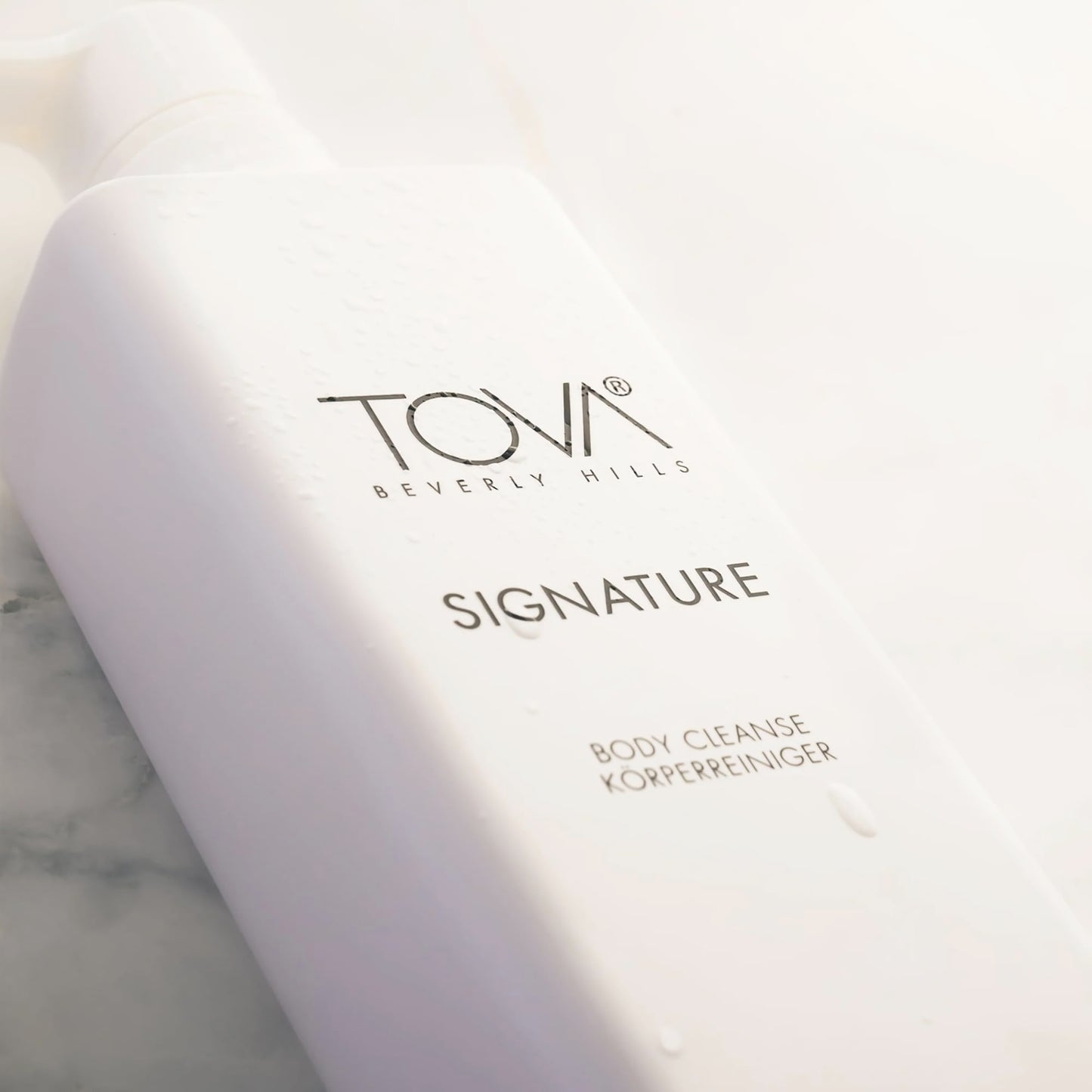 Tova Signature Body Cleanse with Pump - Moisturizing Fresh & Floral Shower Gel for Women - Cornflower Sea Fennel - USA-Made & Cruelty-Free - 16.9 fl Beauty & Personal Care Tova