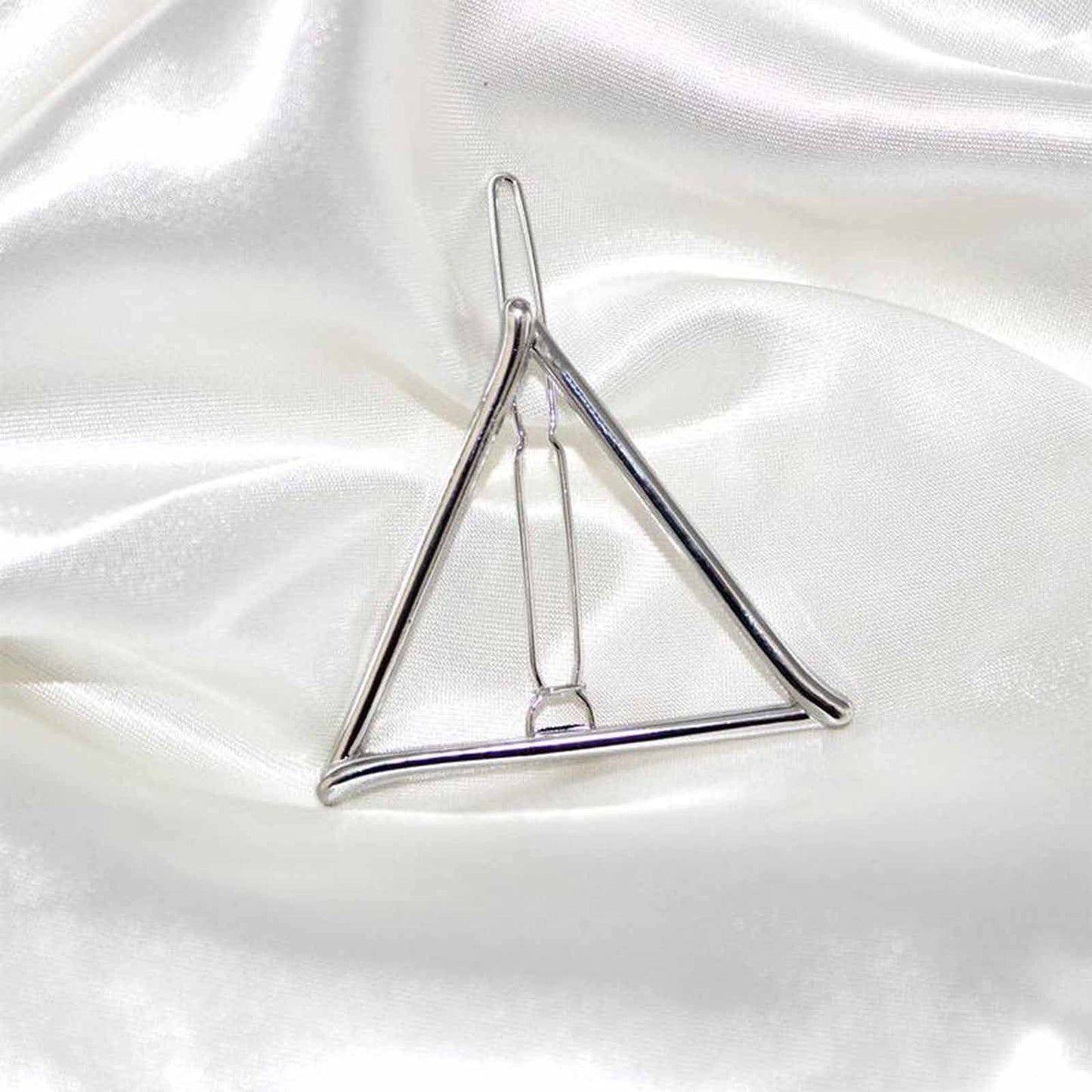 Yheakne Boho Triangle Hair Clip Barrette Metal Silver Geometry Hairpin Minimalist Hair Holder Modern Hair Accessories for Women and Gilrs (Silver Beauty & Personal Care Yheakne