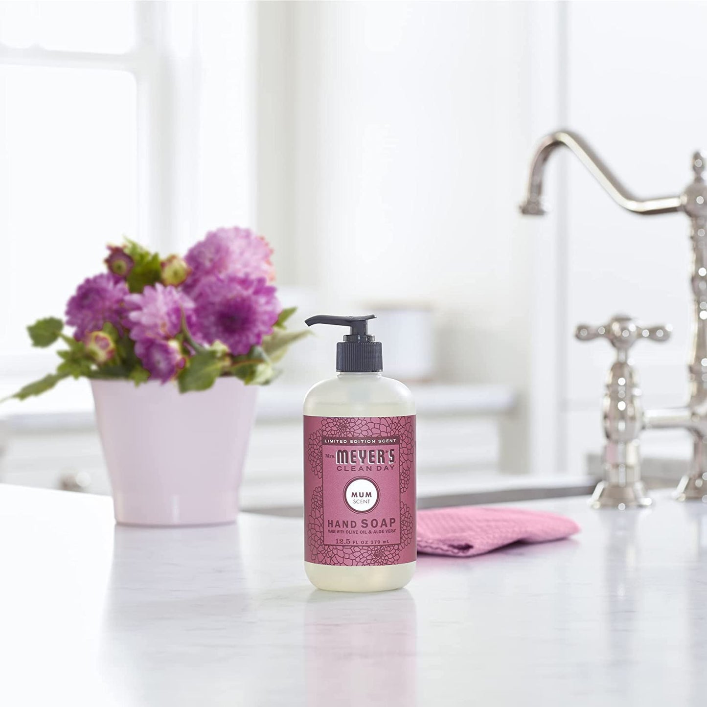 Mrs. MEYER'S CLEAN DAY Hand Soap Mum (12.5 Fl Oz (Pack of 3), Gel) Beauty & Personal Care Mrs. MEYER'S