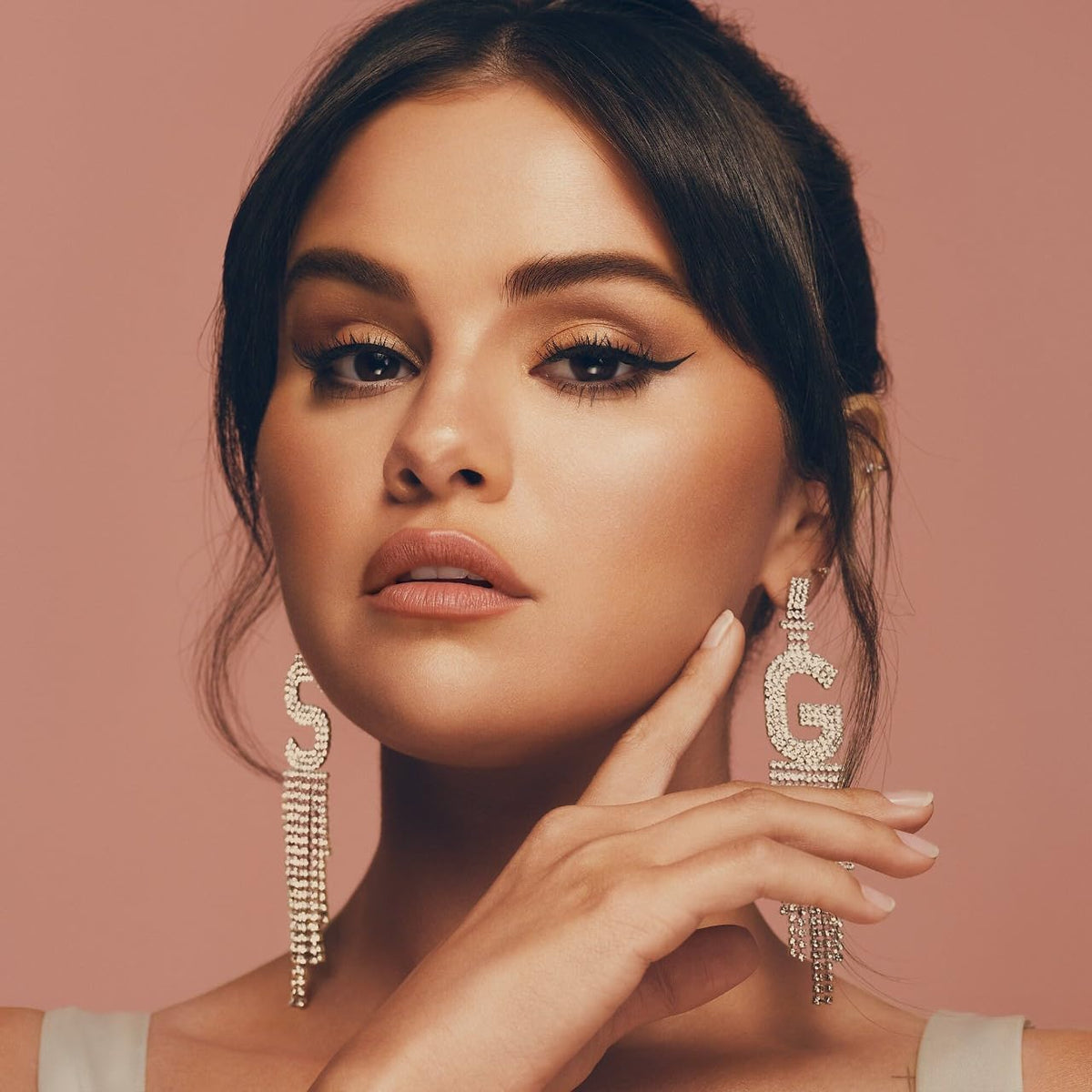 Rare Beauty by Selena Gomez Positive Light Silky Touch Highlighter Flaunt