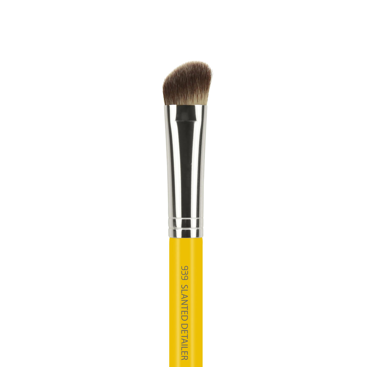 Bdellium Tools Professional Makeup Brush - Studio Series 939 Slanted Detailer - With Soft Synthetic Fibers, For Precise Contouring (Yellow, 1pc)