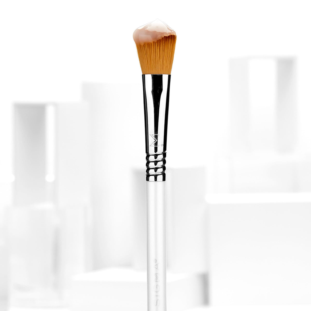 Sigma Beauty S15 Gel Mask Skincare Brush -Skincare Tool for Applying Skincare Products to Face and Skin, Silicone Face Mask Brush Applicator for Gel