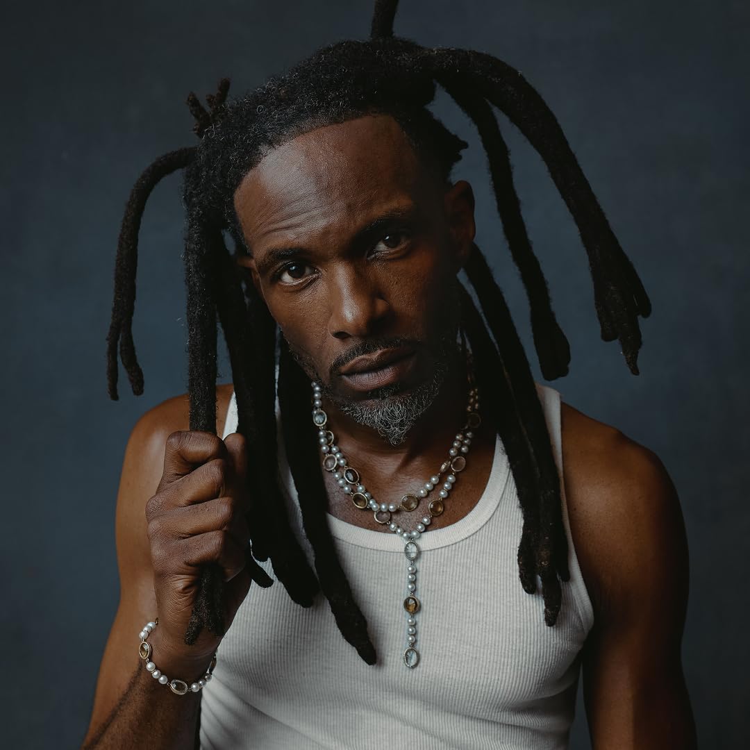 Bevel Leave In Conditioner for Men, Curly Hair Conditioner with Hemp Oil
