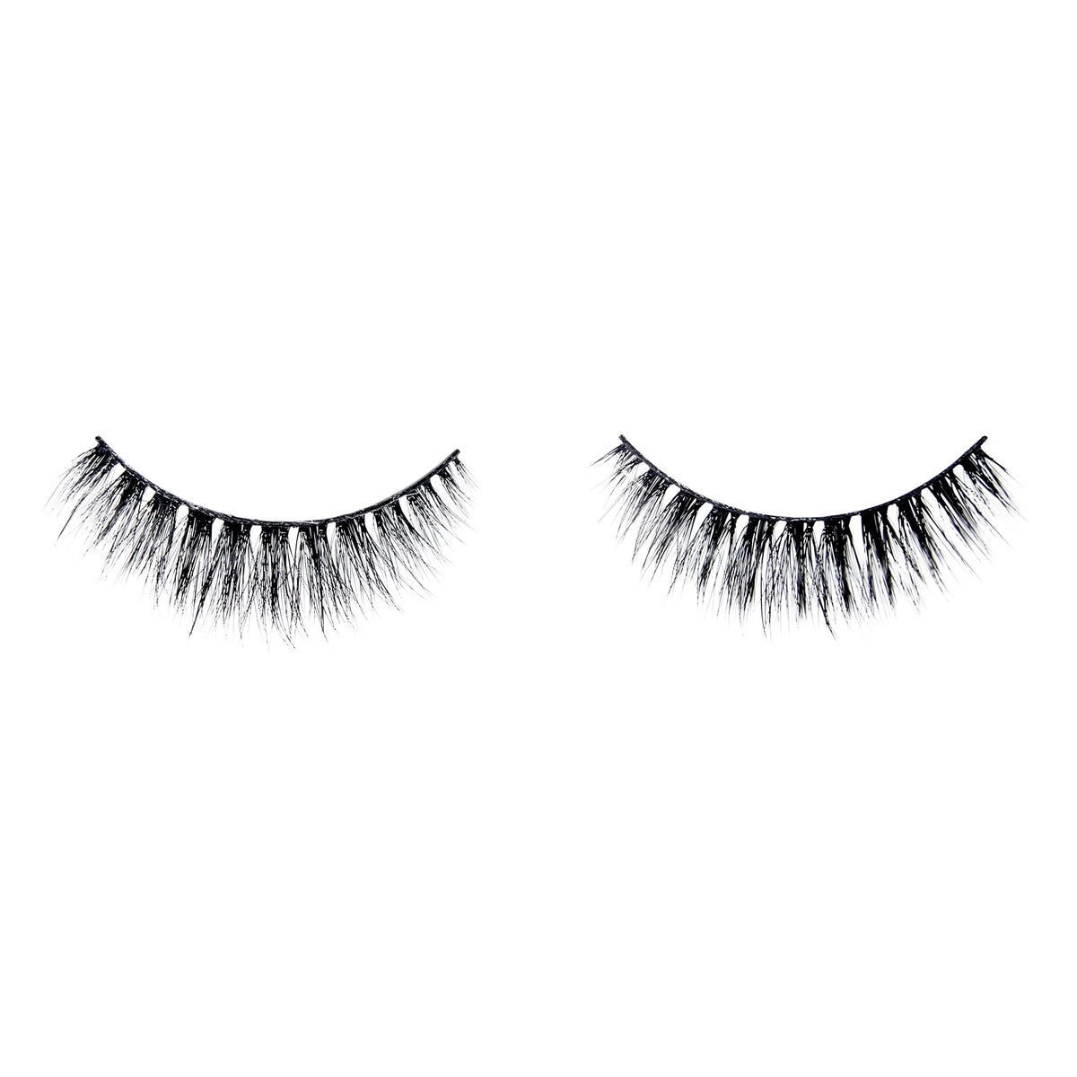 Carter Beauty On The Lash - 3D Artificial Eyelashes - Adds Volume And Depth - Adds A Touch Of Elegance - Feather Weight - Creates A Sophisticated Look Beauty & Personal Care Carter Beauty