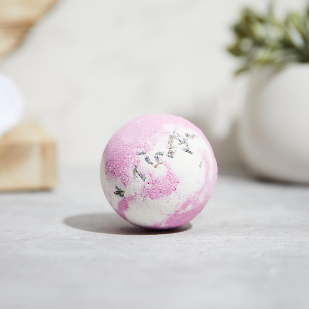 Fizz & Bubble Premium Moisturizing Artisan Bath Bomb Fizzies for Adults, Women, Kids, and Gifts - Black Amber and Lavender Beauty & Personal Care Fizz & Bubble