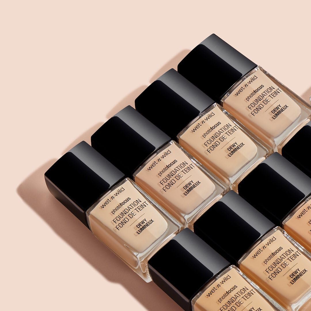 wet n wild Photo Focus Dewy Liquid Foundation Makeup, Soft Beige (Packaging May vary) Beauty & Personal Care wet n wild