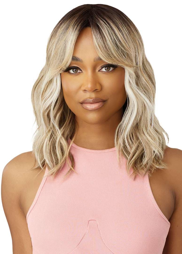 Outre Wigpop - Style Selects - Alice (DRFF4/VANILLA ASH BLONDE)