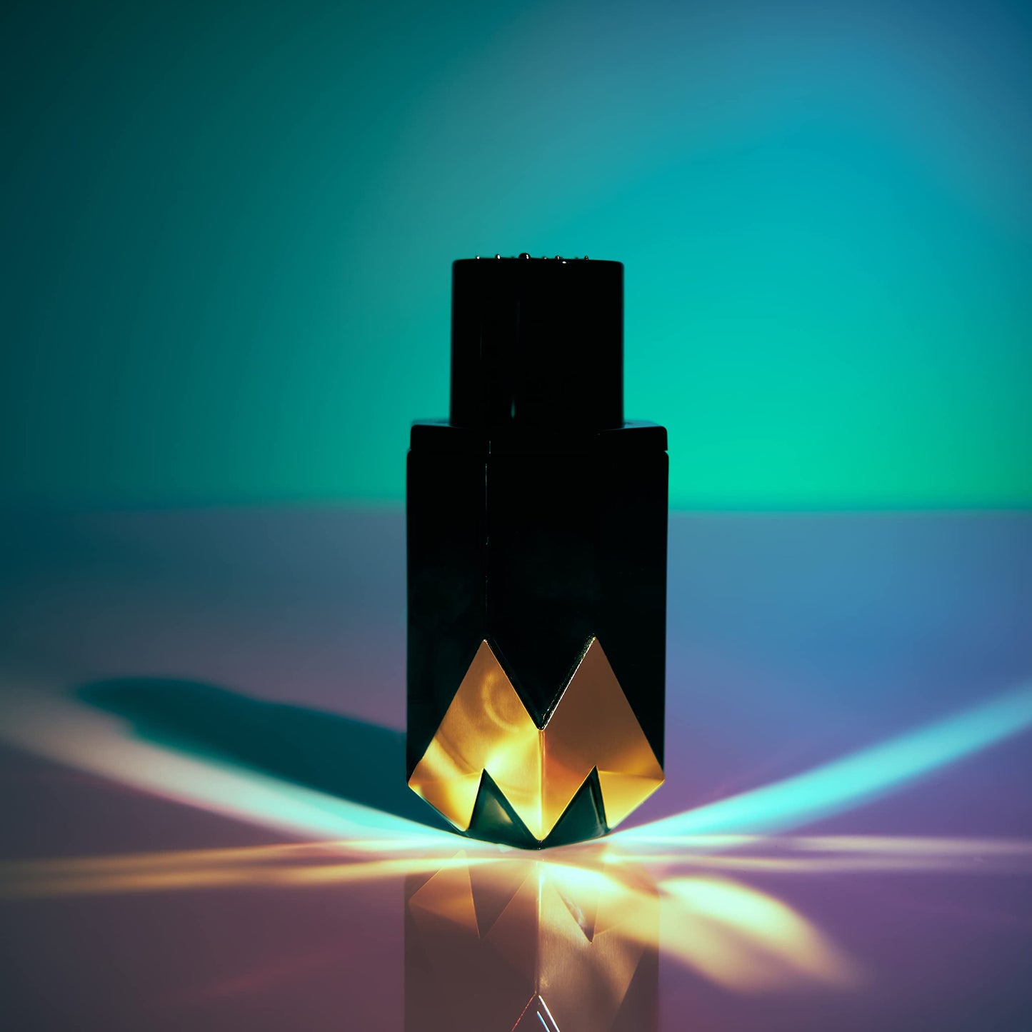 ROYALTY BY MALUMA Onyx from - Perfume for Men - Fresh, Bright and Luminous Scent - Opens with Notes of Cardamom, Pear and Bergamot - Perfect for Date Beauty & Personal Care Royalty By Maluma