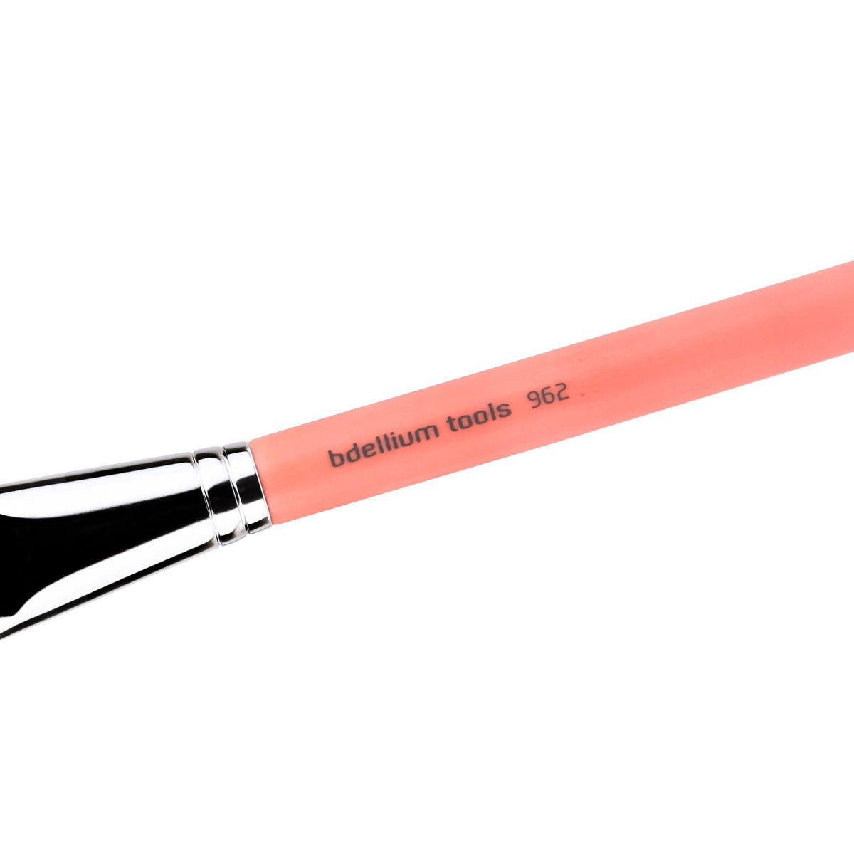 Bdellium Tools Professional Makeup Brush - Pink Bambu Series 962 Slanted Blusher - With Soft Synthetic Fibers, For Contouring and Highlighting Powders
