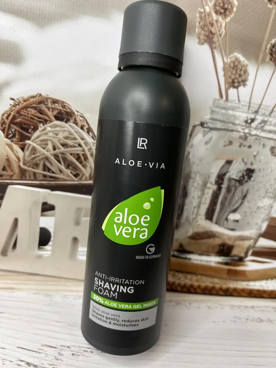 LR Health&Beauty Aloe Via Aloe Vera Anti Irritation Shaving Foam Men Skin Day Care 200 ml./6.7 fl.oz. Beauty and Personal Care LR Health & Beauty