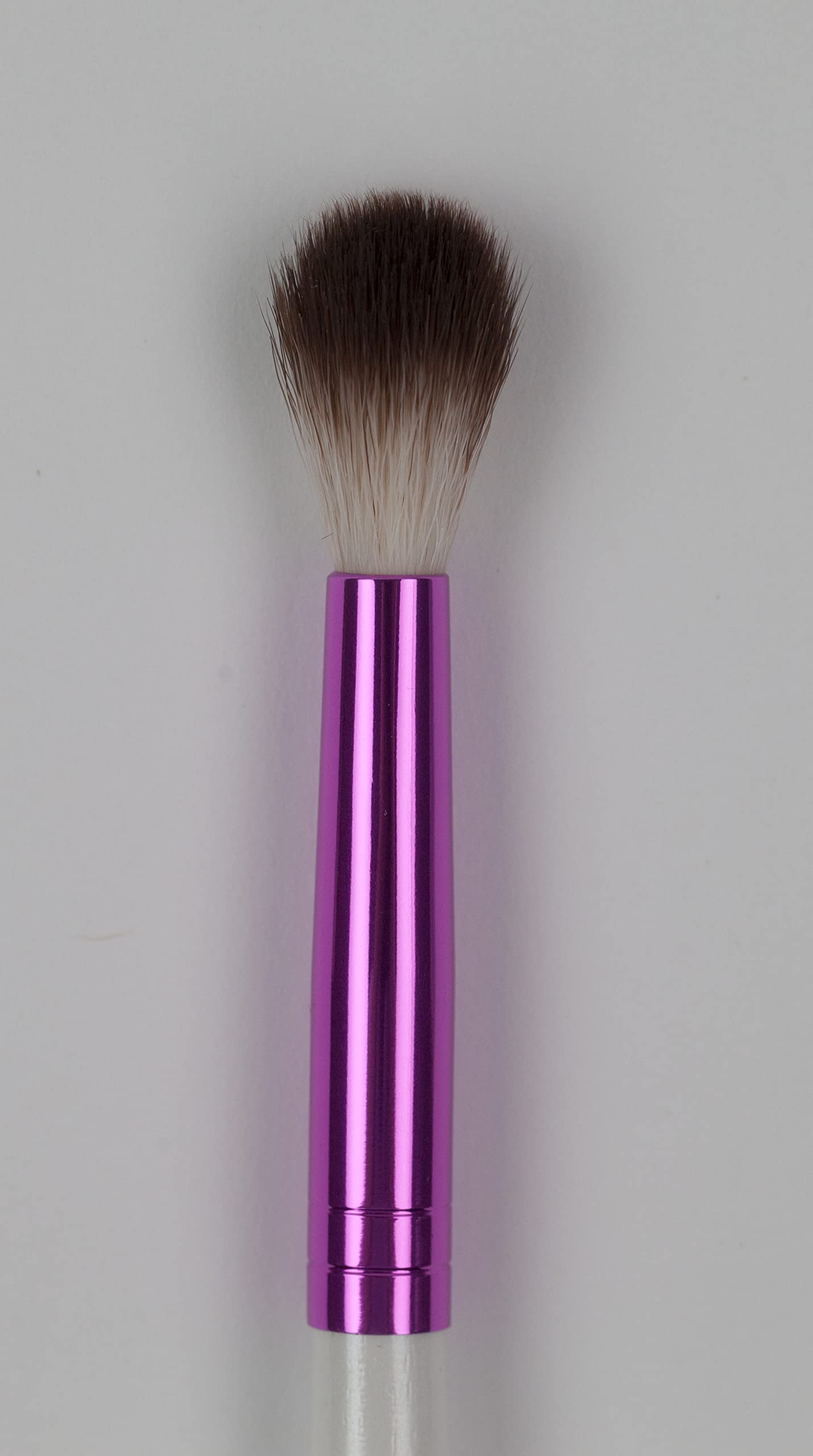 Kiss Ruby Kisses Make-Up Brush Eyeshadow Tapered Beauty & Personal Care KISS