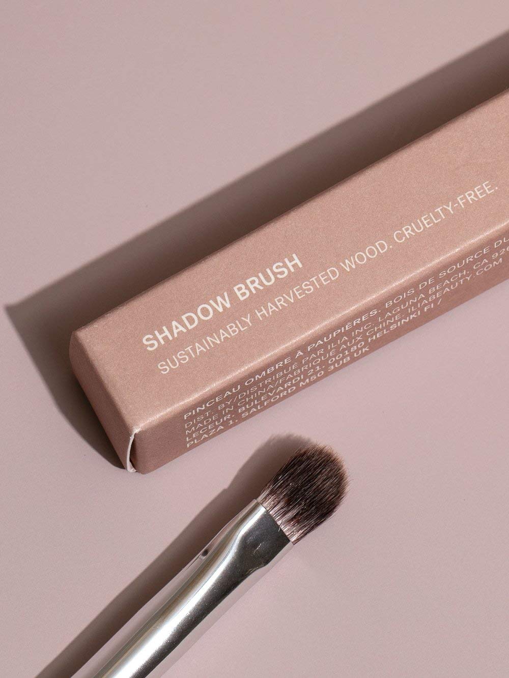 ILIA - Shadow Brush | Flat, Tapered Head Made with FSC Certified Wood, Aluminum, + Soft, Vegan Bristles | Pack, Press, + Sweep Eyeshadow | Expertly Beauty & Personal Care ILIA