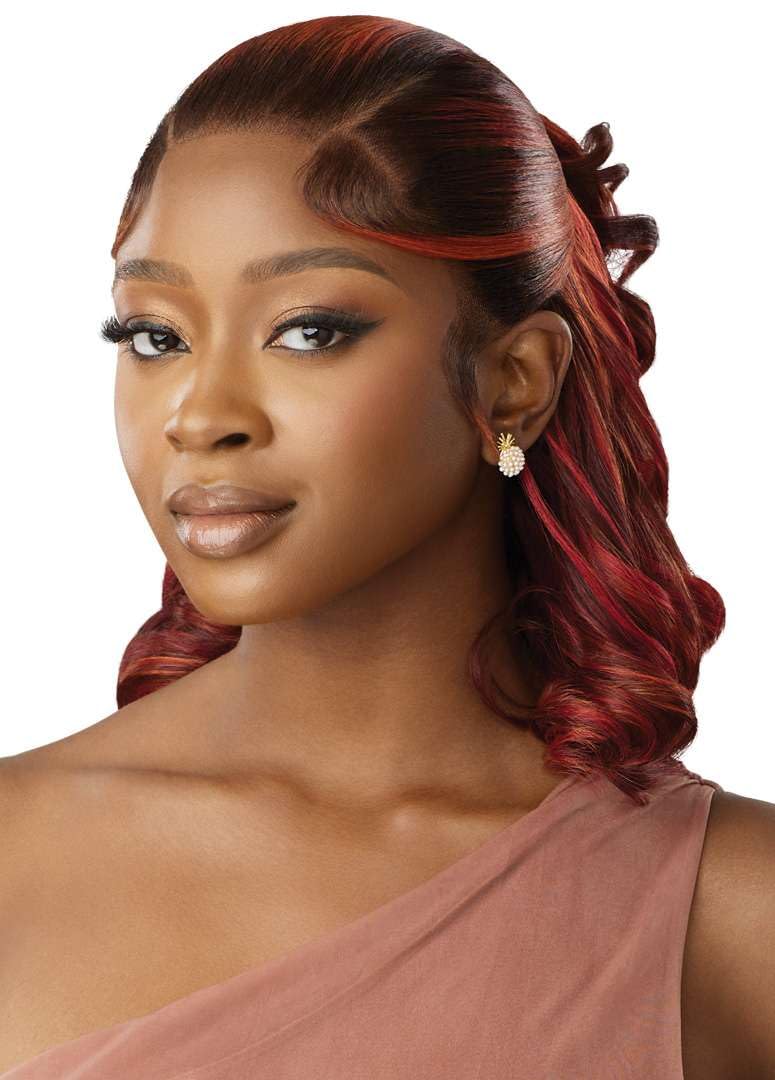 Outre Lace Front Wig - Perfect Hair Line 13X4 - Alora (DRST HONEY BROWN)