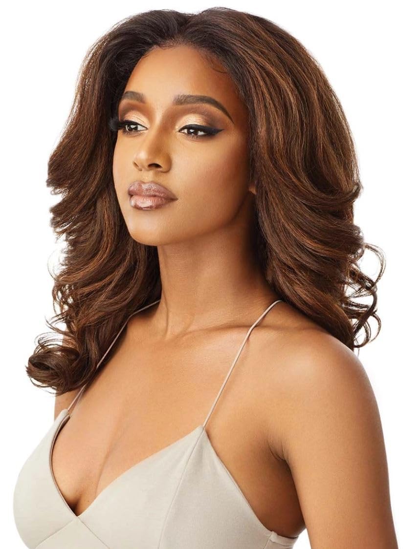 Outre LACEFRONT PERFECT HAIR LINE Glamorous Wavy Fully Hand-Tied 13”x 6” Frontal HD Baby Hair Transparent Lace Easy-to-Style Heat Friendly - JULIANNE