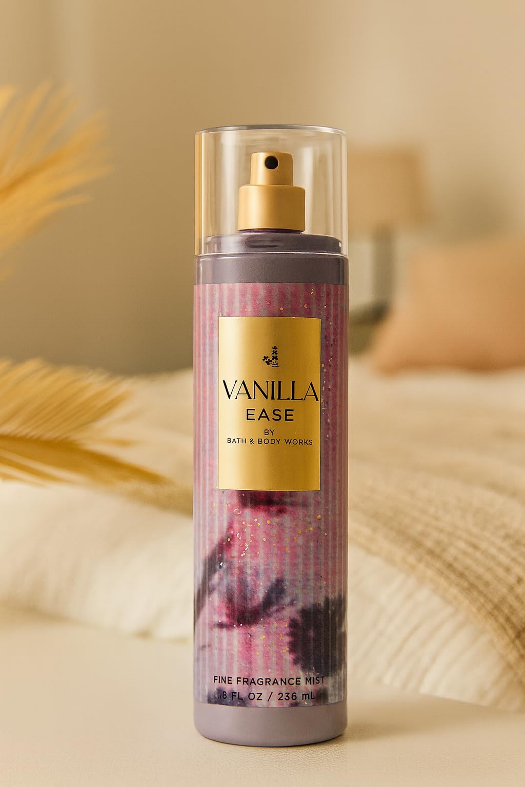 Bath & Body Works Vanilla Ease Fine Fragrance Mist 8 fl oz - Cozy Vanilla, Smoked Musk & Cashmere Blend - Body Spray for Women and Men - Long-Lasting Beauty & Personal Care Bath & Body Works