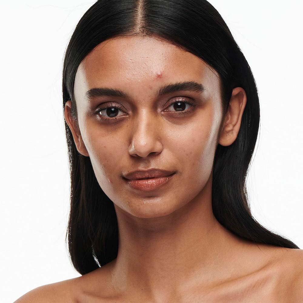 M.A.C Cosmetics Studio Radiance Serum-Powered Foundation - C4.5 (Tanned neutral beige with peach undertone for medium skin) - 1 fl oz / 30 mL