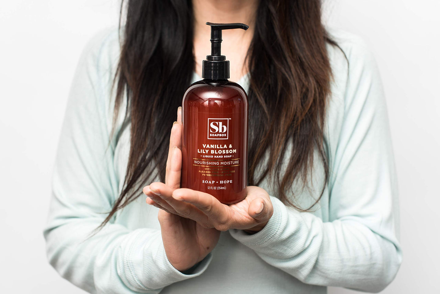 Soapbox Vanilla & Lily Blossom Liquid Hand Soap to Nourish & Add Moisture to Skin, Packed With Shea Butter to Lock-In Moisture - 1 x 340g Beauty & Personal Care Soapbox