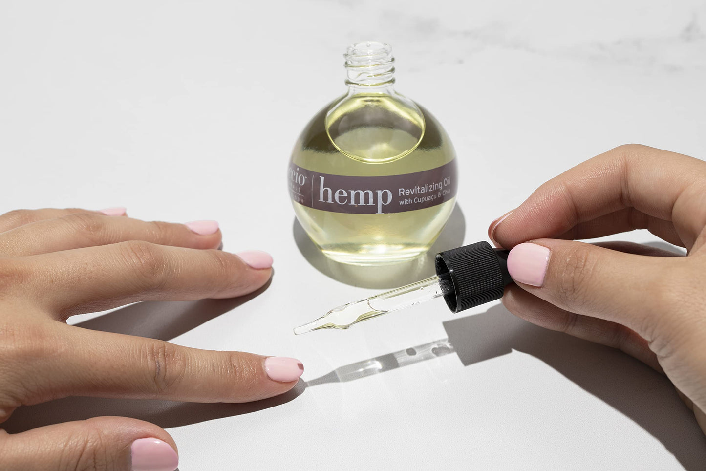 Cuccio Naturale Capuacu & Chia Revitalizing Cuticle Oil, Lightweight Fast-Absorbing Hydrating Nail & Cuticle Conditioner, Cold-Pressed Oils + Vitamin Beauty & Personal Care Cuccio