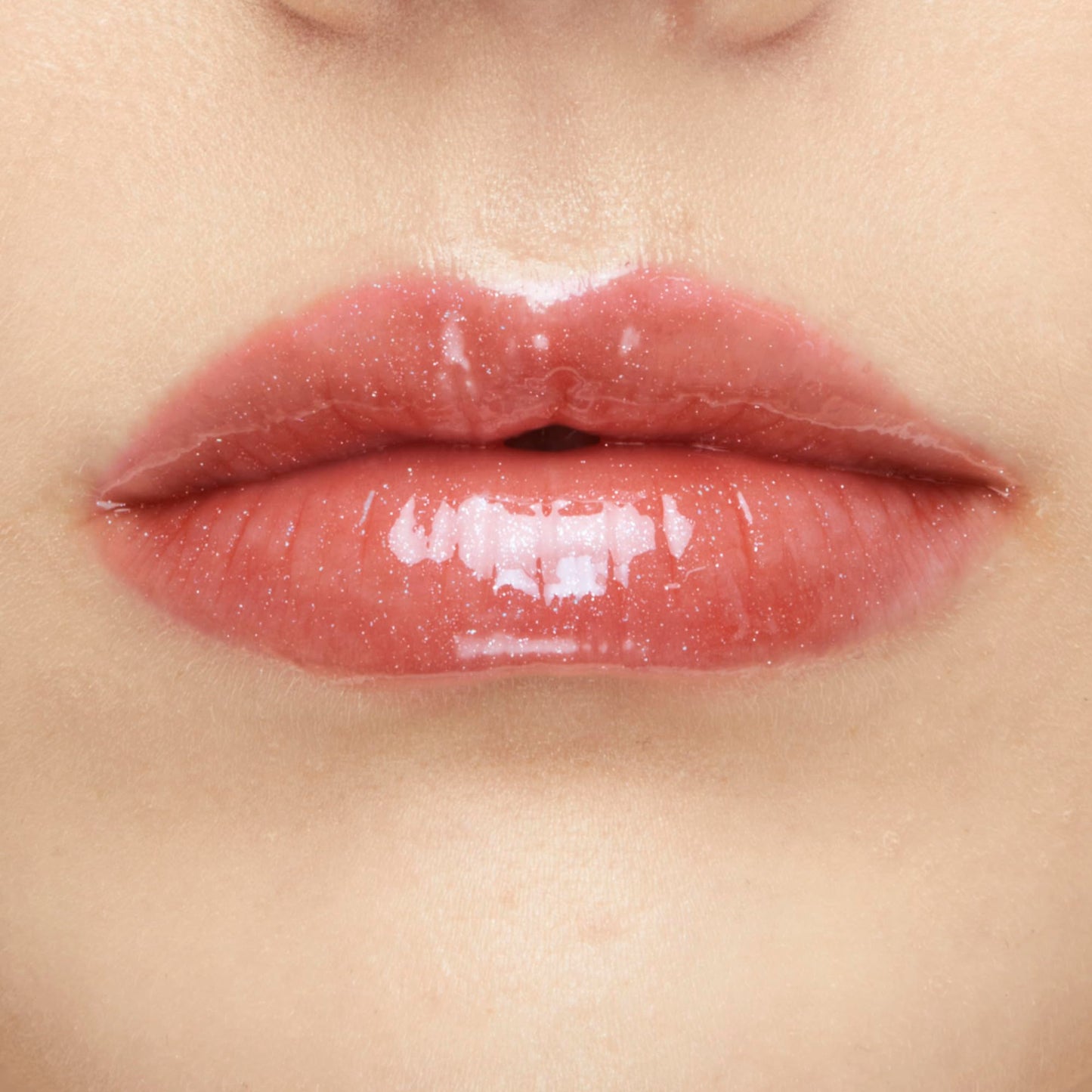 Maybelline Lifter Gloss, Hydrating Lip Gloss with Hyaluronic Acid, High Shine for Plumper Looking Lips, Sand, Rose Neutral, 0.18 Ounce Beauty & Personal Care MAYBELLINE