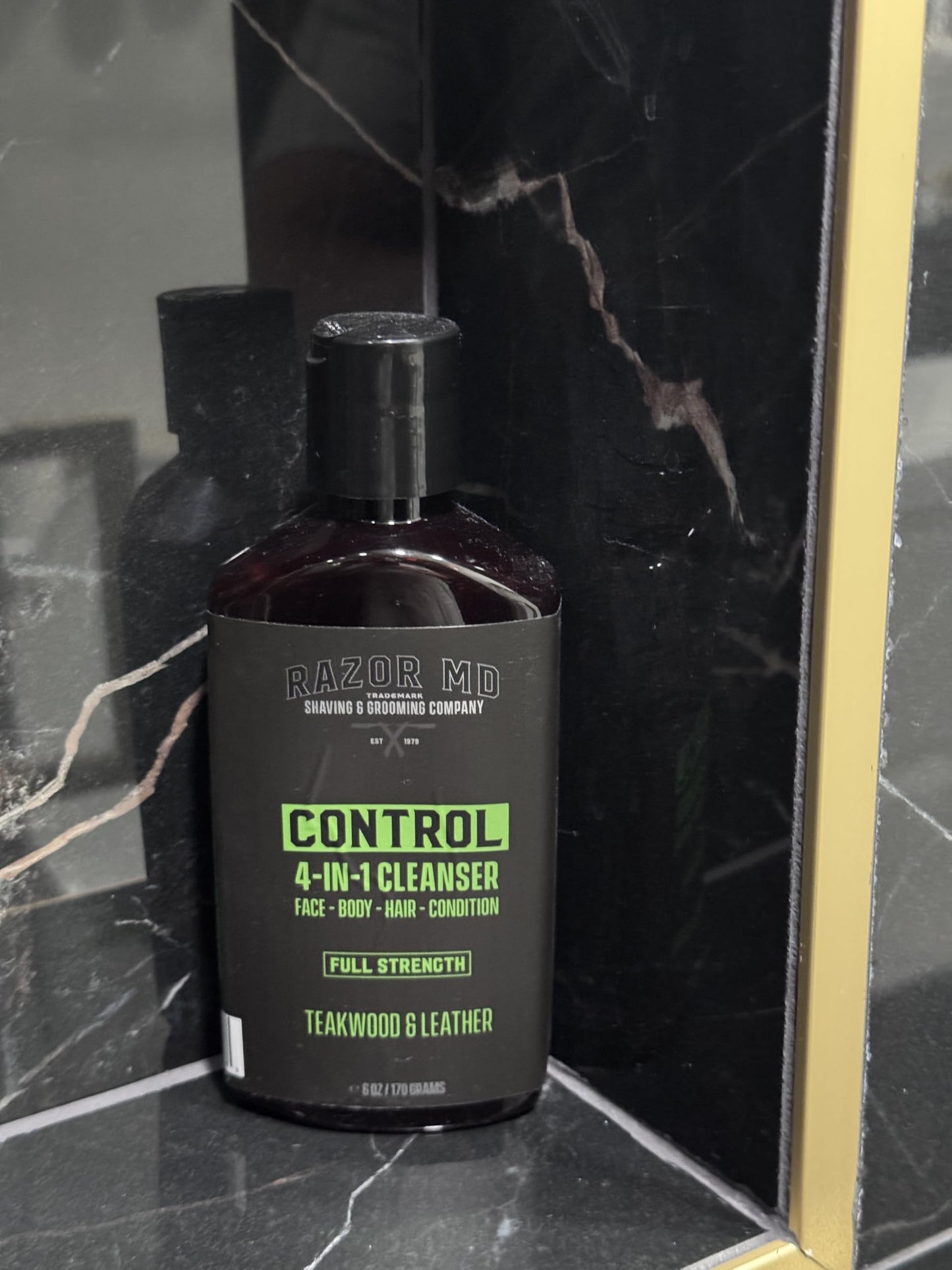 Razor MD Control Men's Face Wash, Body & Hair Cleanser, 4-in-1 Body Wash, Hair Conditioner and Facial Cleansers for Men, Teakwood & Leather Scent, 6 Beauty & Personal Care Razor MD