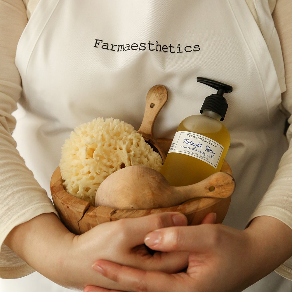 Farmaesthetics Midnight Honey Bath and Beauty Oil (7oz) | Ethically Sourced Sustainable Beauty | Clean, All Natural, Small Batch Skincare Beauty & Personal Care Farmaesthetics