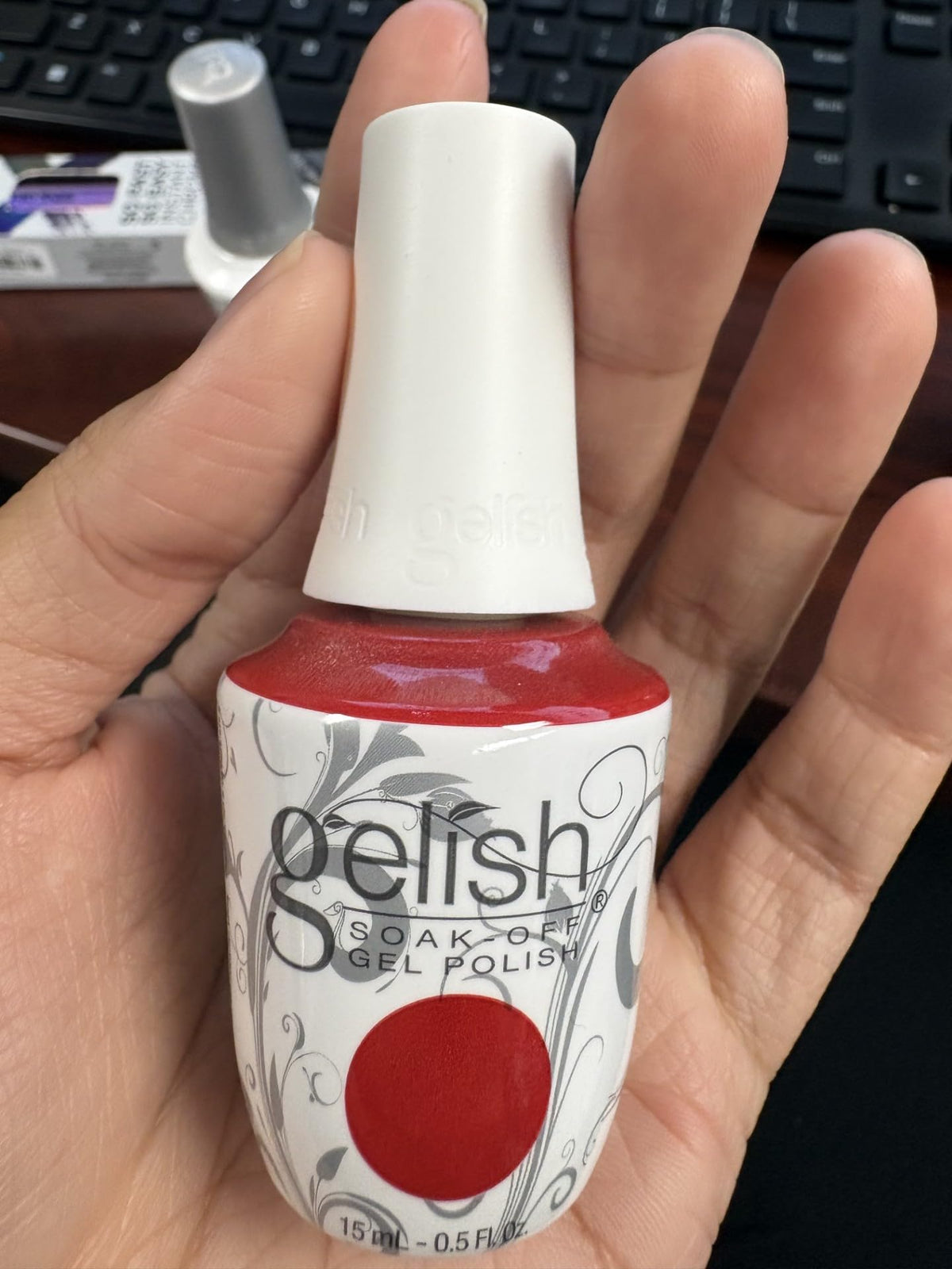 Gelish TPO-Free Soak-Off Gel Nail Polish: Hello, Merlot!, 15mL
