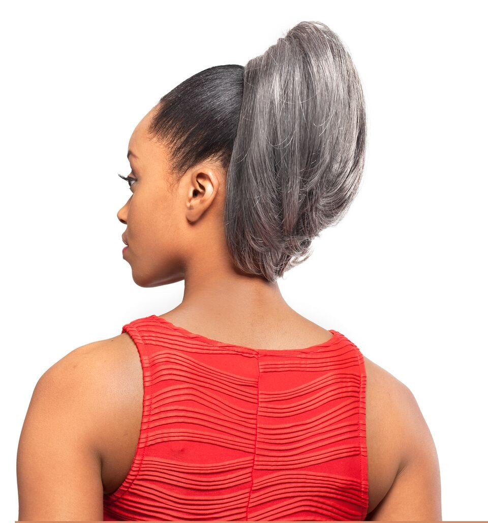 Foxy Silver (DS002 - Synthetic Ponytail in 4