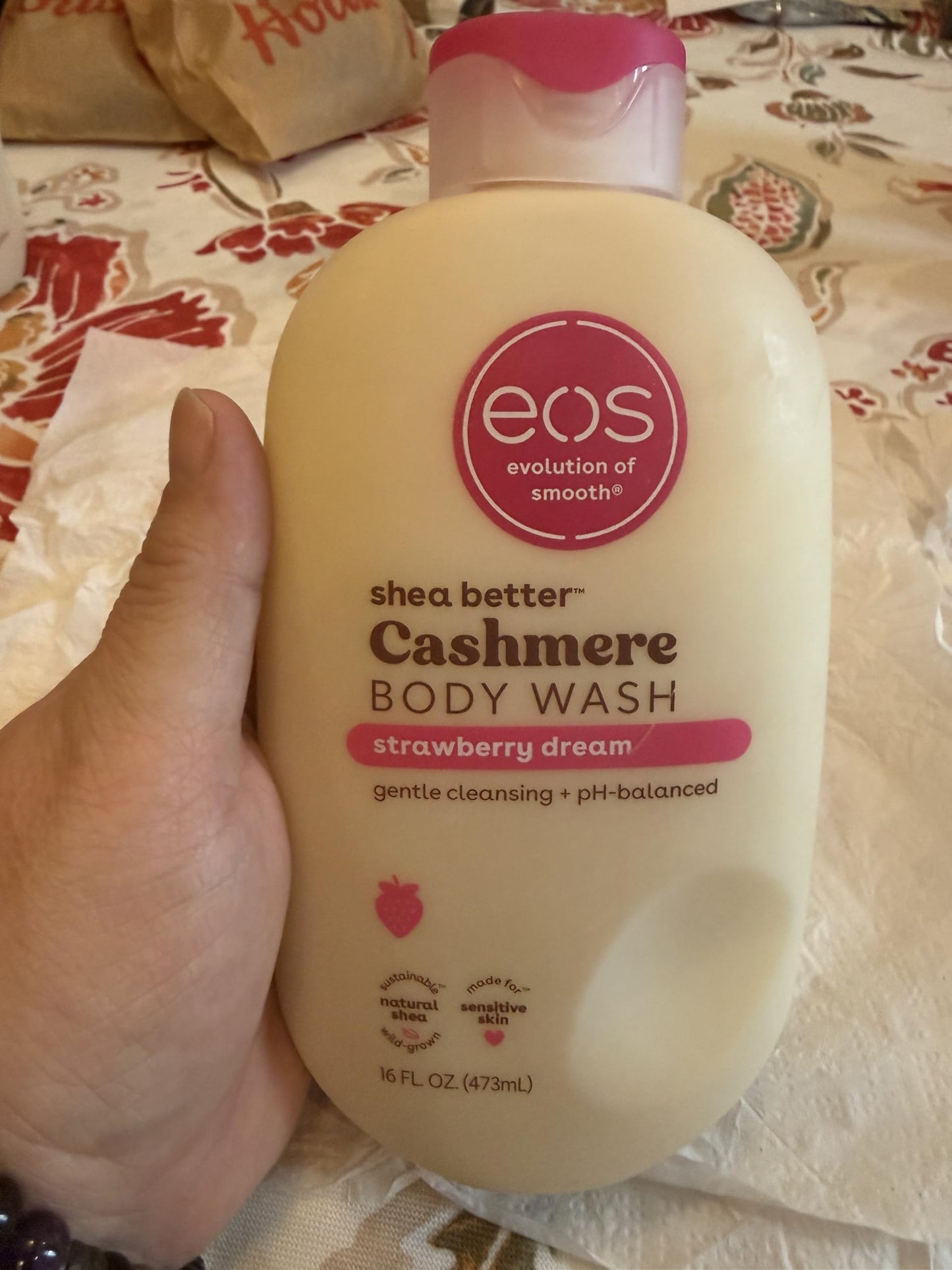 eos Cashmere Body Wash - Strawberry Dreams, Moisturizing Body Wash, Creamy Gel Formula, with Shea Butter, Glycerin, Vitamin E, pH Balanced, Sensitive Beauty & Personal Care eos