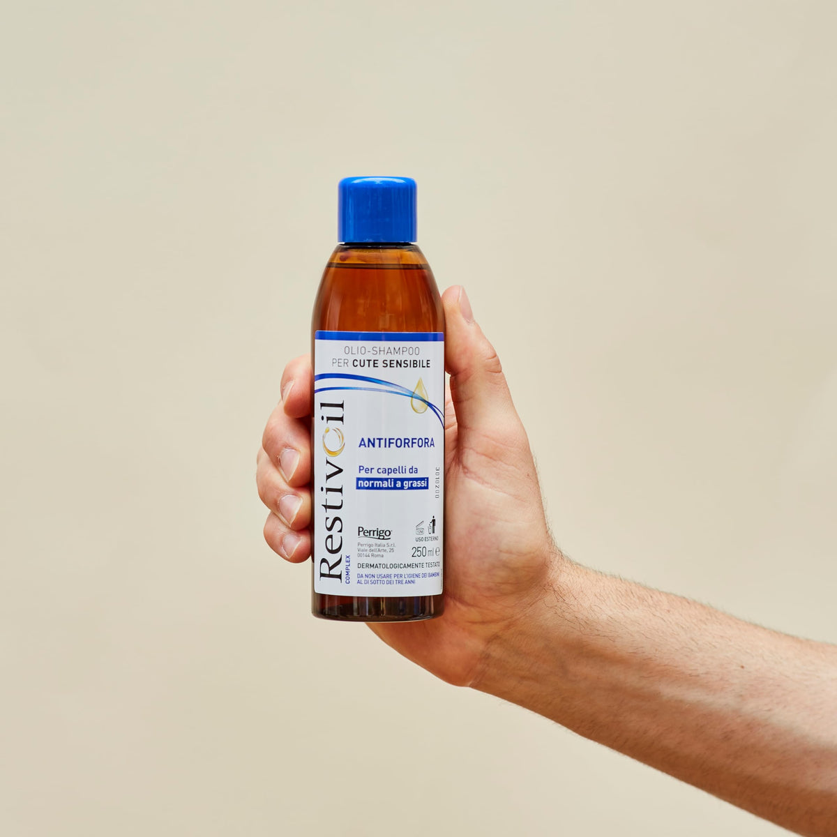 Shampoo Per Capelli Antiforfora Complex Olio Shampoo Anti Forfora 250 Ml by RestivOil Beauty & Personal Care RestivOil