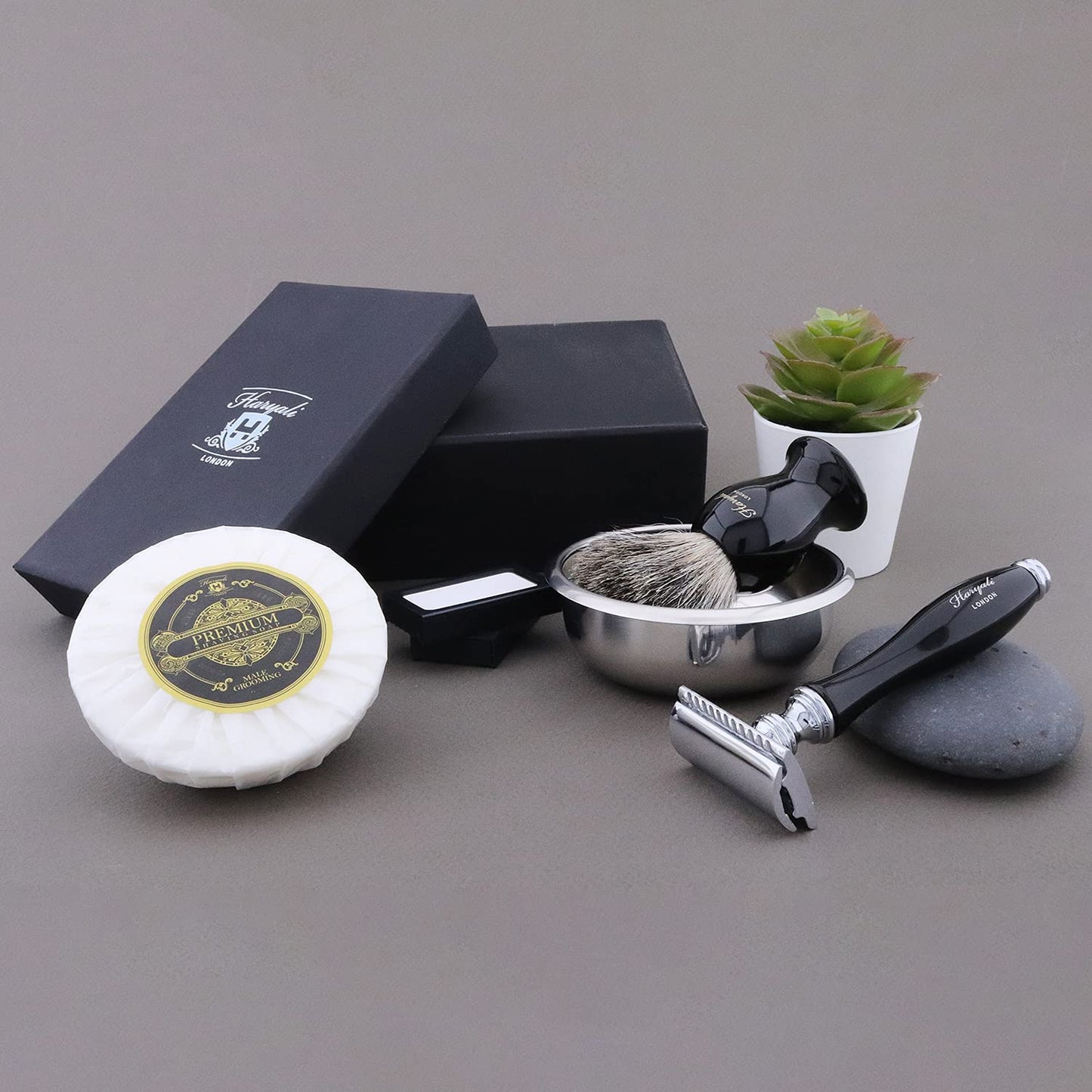 Double Edge Safety Razor Shaving Set +Badger Hair Shaving Brush Beauty and Personal Care Haryali London