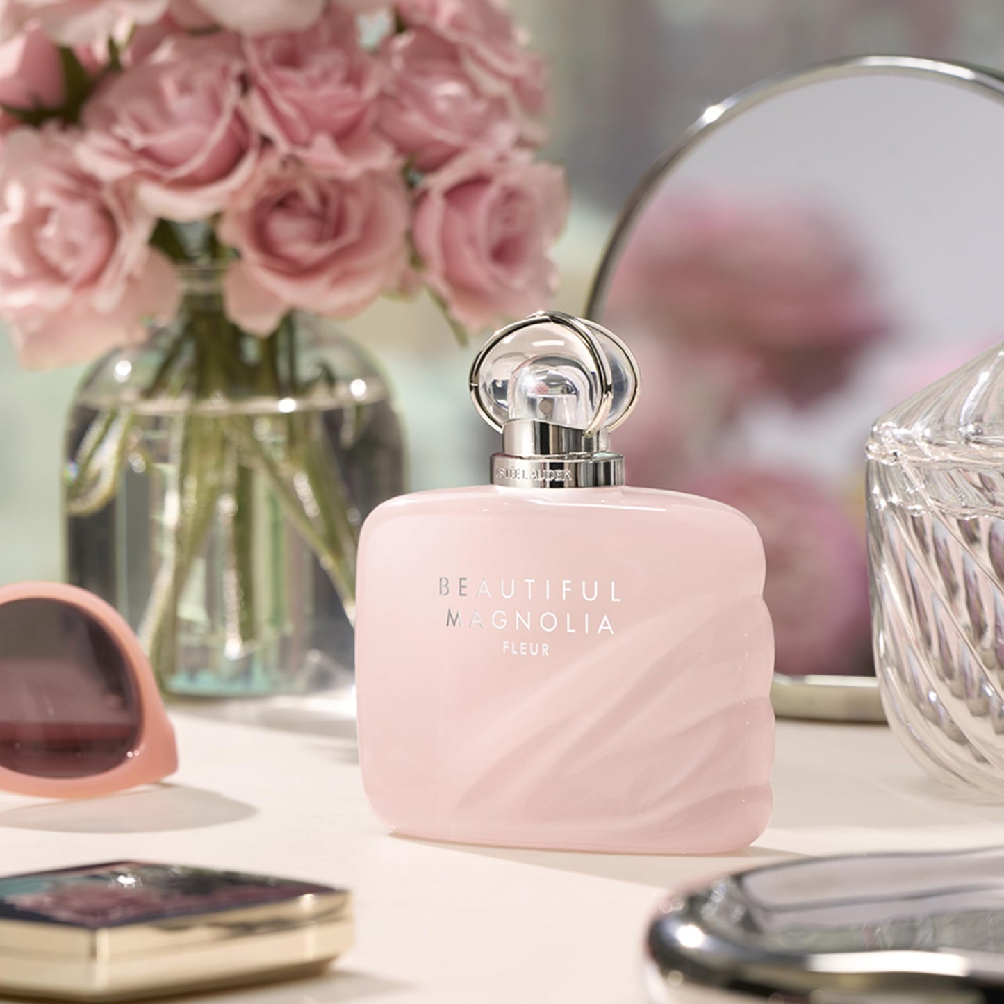 Estée Lauder Beautiful Magnolia Fleur Eau de Parfum Spray with Notes of Lush Magnolia, Solar Gardenia Accord & Serene Cedarwood | Perfumes for Women Beauty & Personal Care Estée Lauder