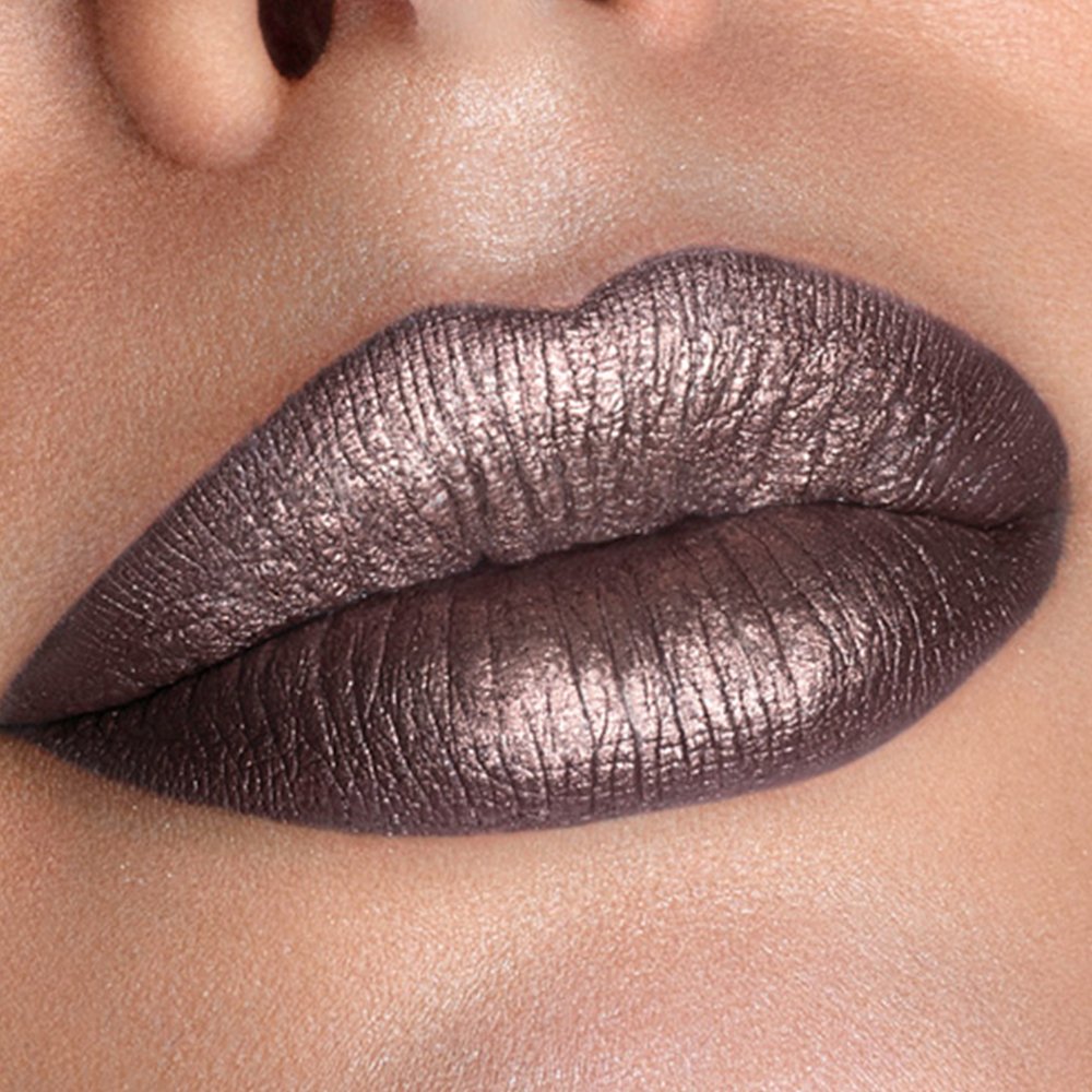 Maybelline New York Color Sensational Silver Lipstick Metallic Lipstick, Smoked Silver, 0.15 oz