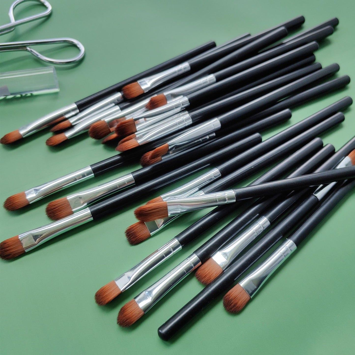 HYMAOME 50pcs Synthetic Eye Shadow Brushes, Blending Brush, Smudging/Shading Eyes Applicator, Black Beauty & Personal Care HYMAOME