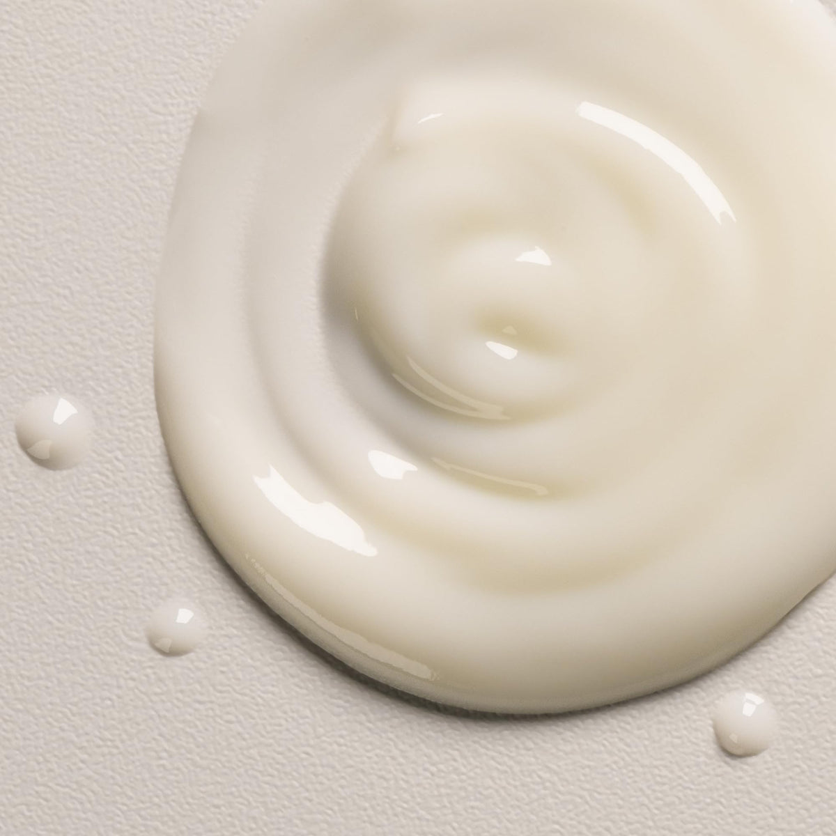 Davines OI All in One Milk | Leave-in Conditioner Spray | Powerful Hair Detangler + Heat Protection | Smoothes Frizzy Hair, 1.69 Fl oz Beauty & Personal Care Davines