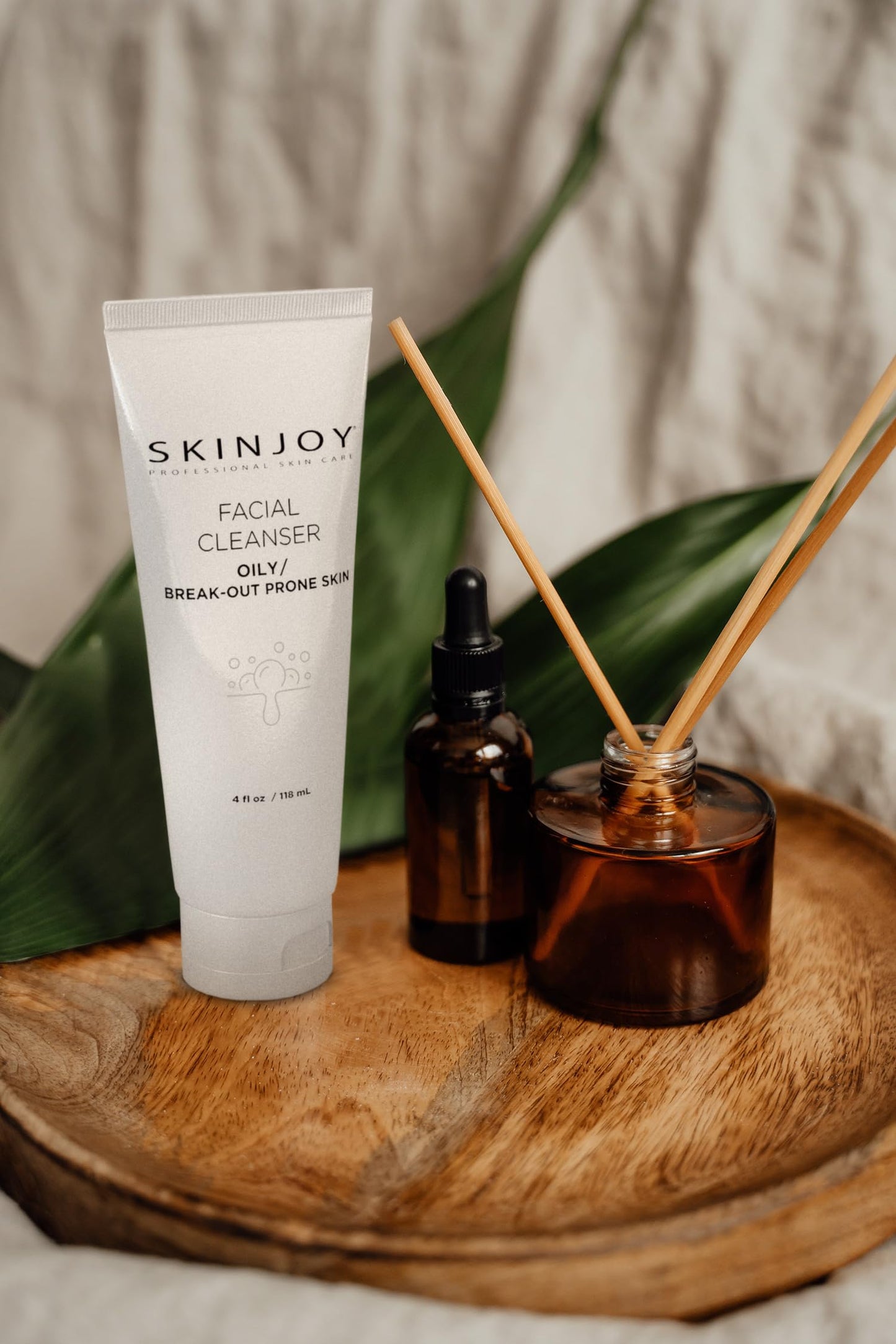 Skinjoy Facial Cleanser for Oily and Break-Out Prone Skin, Gentle Face Wash, Makeup Remover, Gluten-Free, Paraben-Free, Sulfate-Free - 4 fl oz Beauty & Personal Care Skinjoy