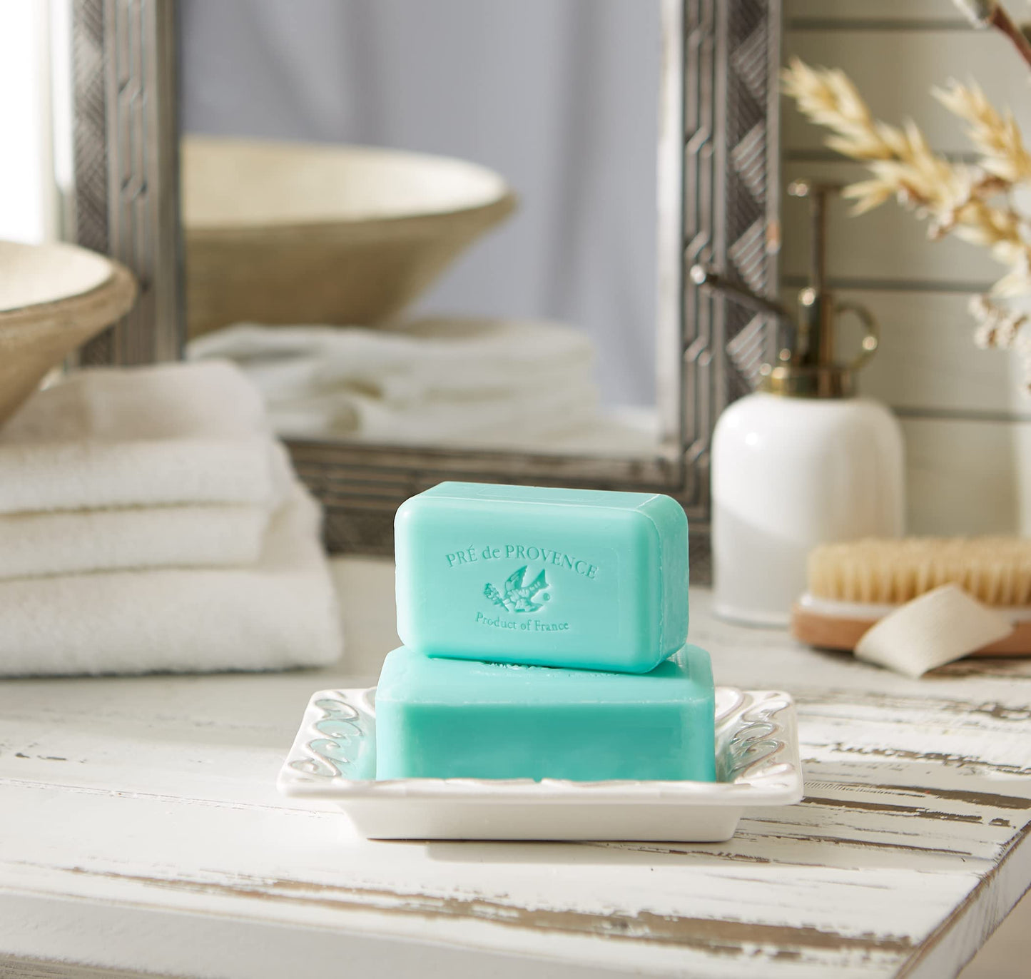 Pre de Provence Artisanal Soap Bar, Enriched with Organic Shea Butter, Natural French Skincare, Quad Milled for Rich Smooth Lather, 8.8 Ounce, Jade Beauty & Personal Care Pre de Provence