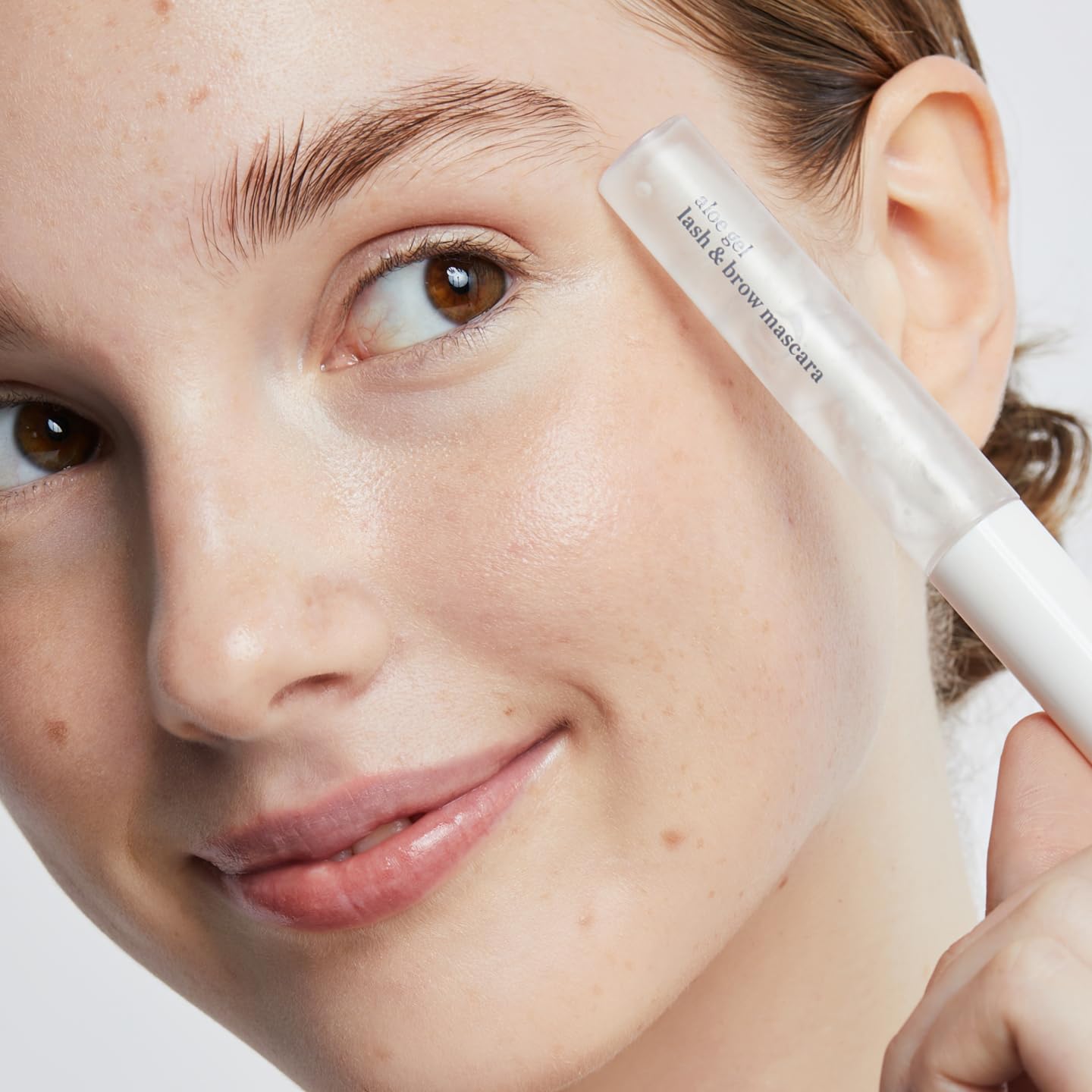 Ere Perez - Natural Aloe Gel Lash + Brow Mascara | Conditions, Lengthens, Defines, Sweat-Proof, Water-Resistant | Aloe Vera, Vitamin B5 | Vegan Beauty & Personal Care Ere Perez