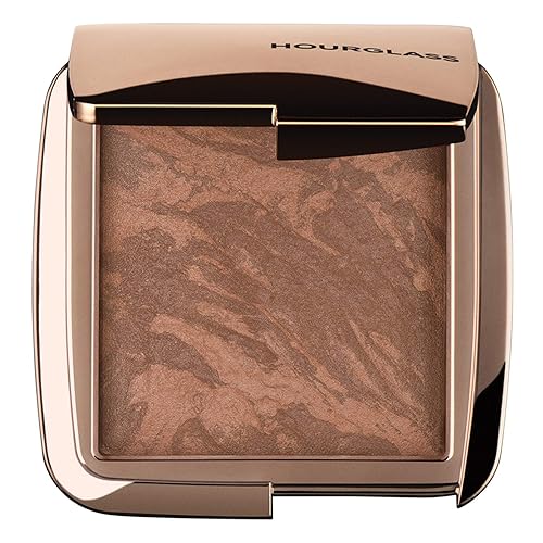 Hourglass Ambient Lighting Bronzer in Radiant Bronze Light. Highlighting Bronzer for a Natural Sun-Kissed Glow. Vegan and Cruelty-Free. Beauty & Personal Care HOURGLASS