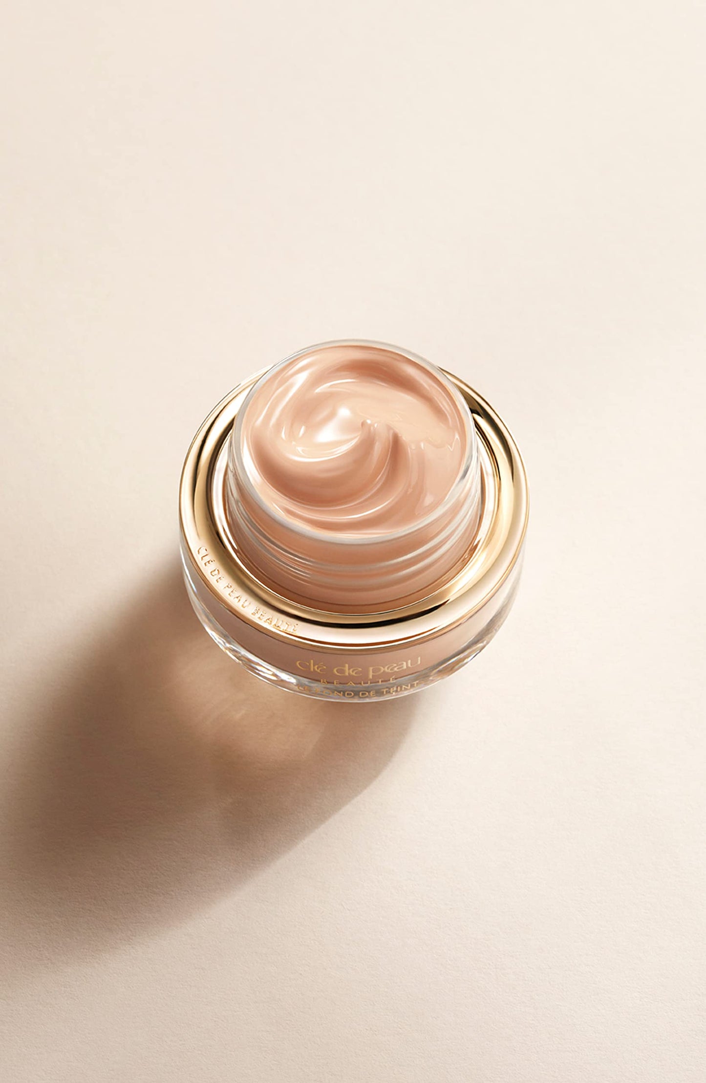 Clé De Peau Beauté, The Foundation SPF 22, 1 Fl Oz, B20 Light Medium Beige Beauty & Personal Care Clé de Peau Beauté
