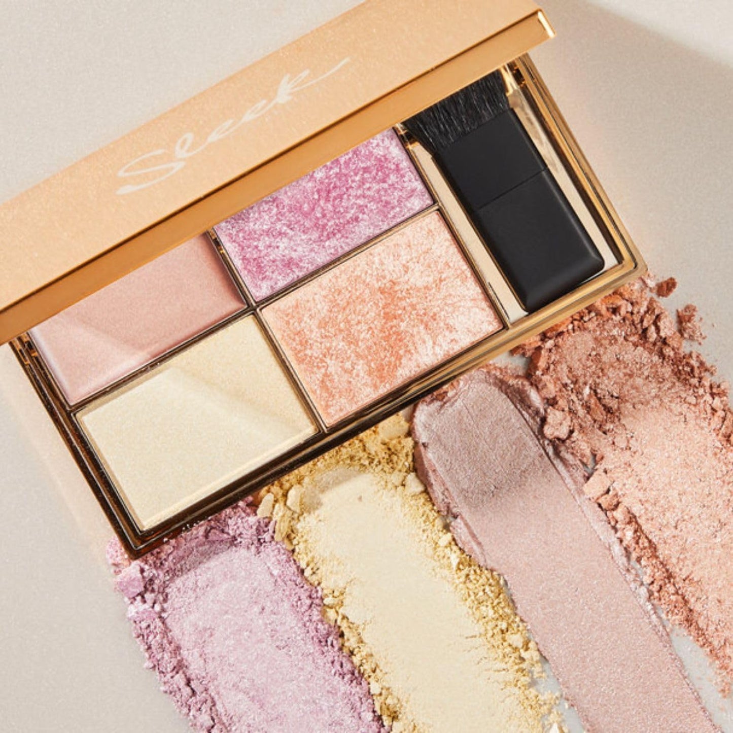 Sleek MakeUP Highlighting Palette, Four Dazzling Shades for a Supercharged Glow, Long Lasting and Lightweight, Intense Colour, Solstice Beauty & Personal Care SLEEK
