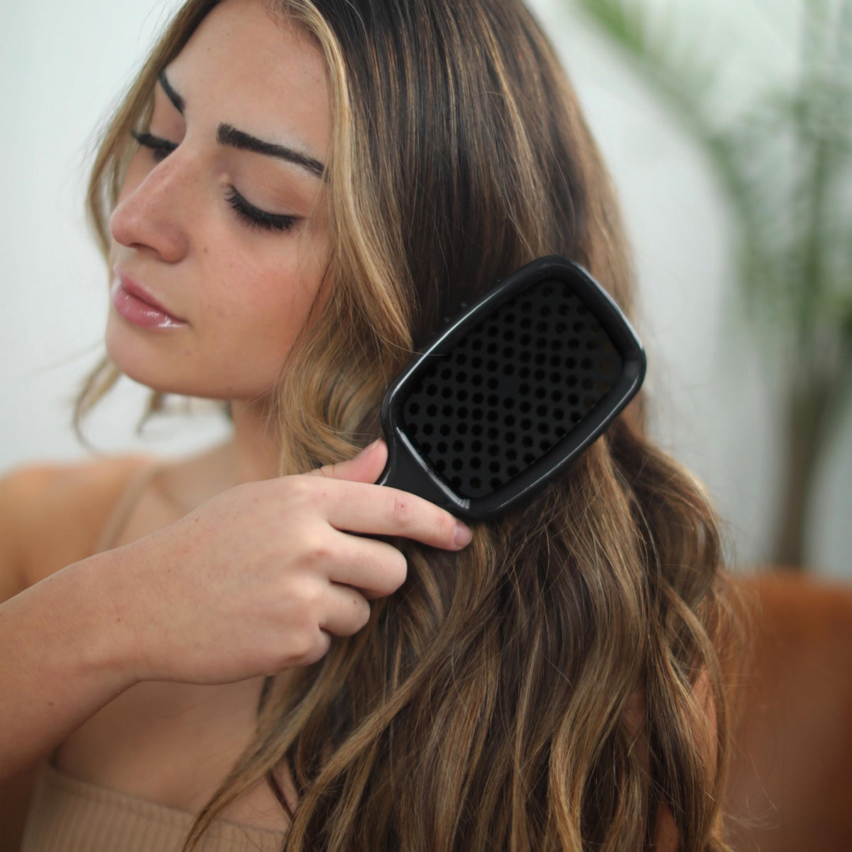 FHI Heat UNbrush Detangling Brush for Wet & Dry Hair