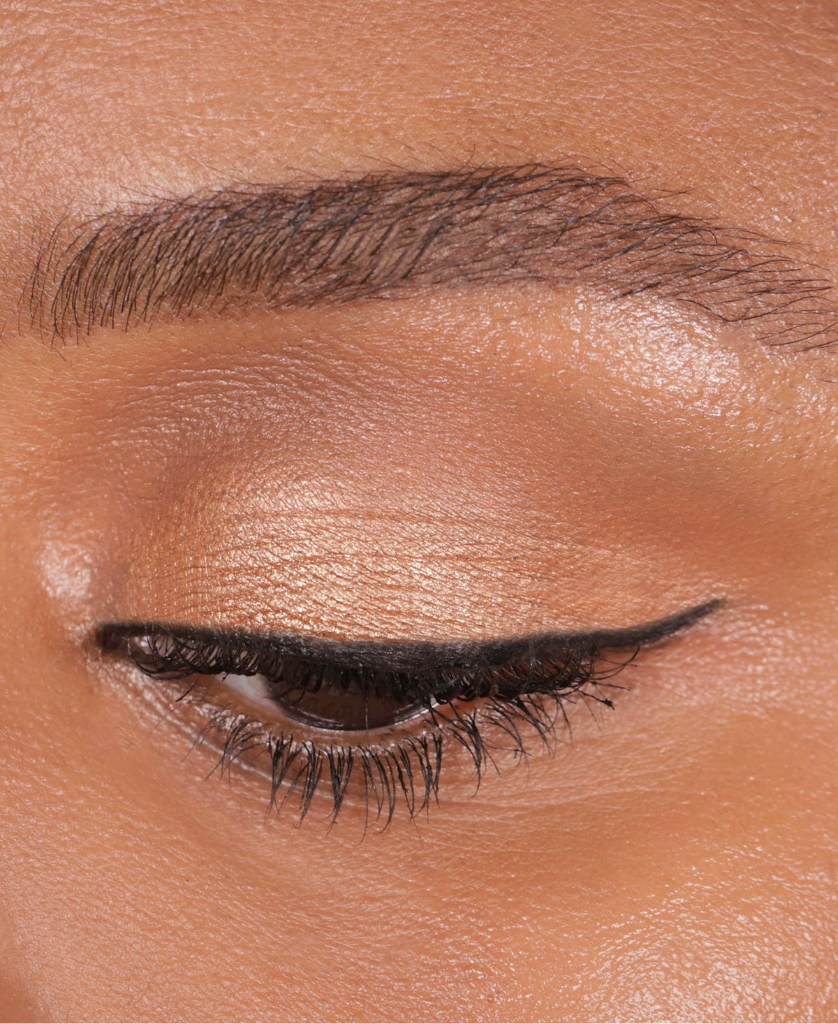 Wander Beauty Double Date Eye Shadow Duo - First Kiss/ILYSM (Golden Champagne + Burnt Terracotta) Satin Shimmer Eyeshadow