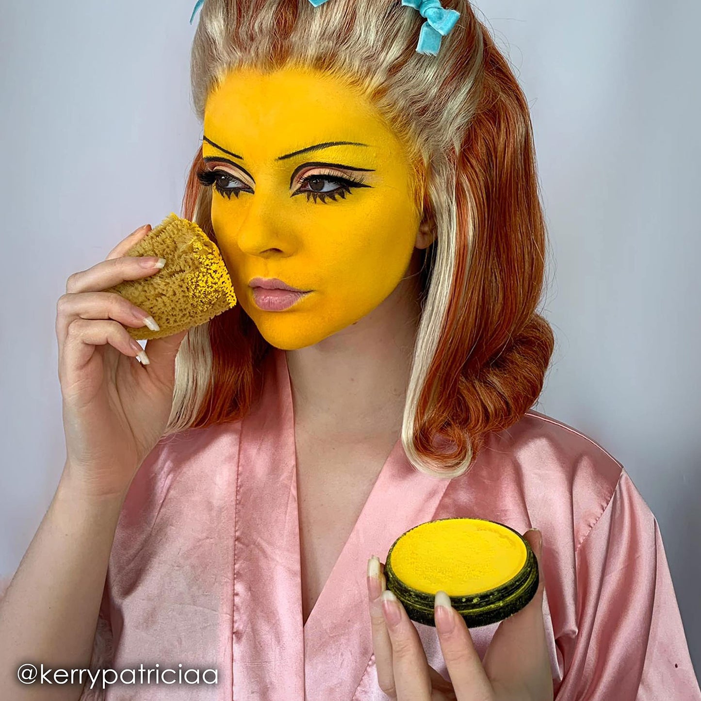 Mehron Makeup StarBlend Cake Makeup | Wet/Dry Pressed Powder | Powder Foundation | Yellow Face Paint & Body Paint 2 oz (56g) Beauty & Personal Care Mehron