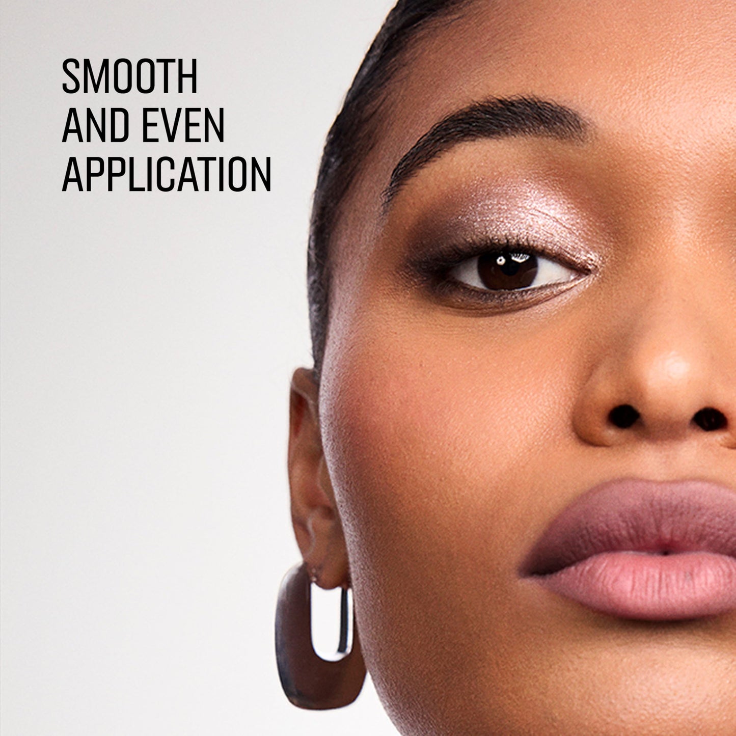 Bobbi Brown Eyeshadow Brush | Rounded, Beveled-Head Makeup Brush For Smooth Eyeshadow Application Beauty & Personal Care Bobbi Brown