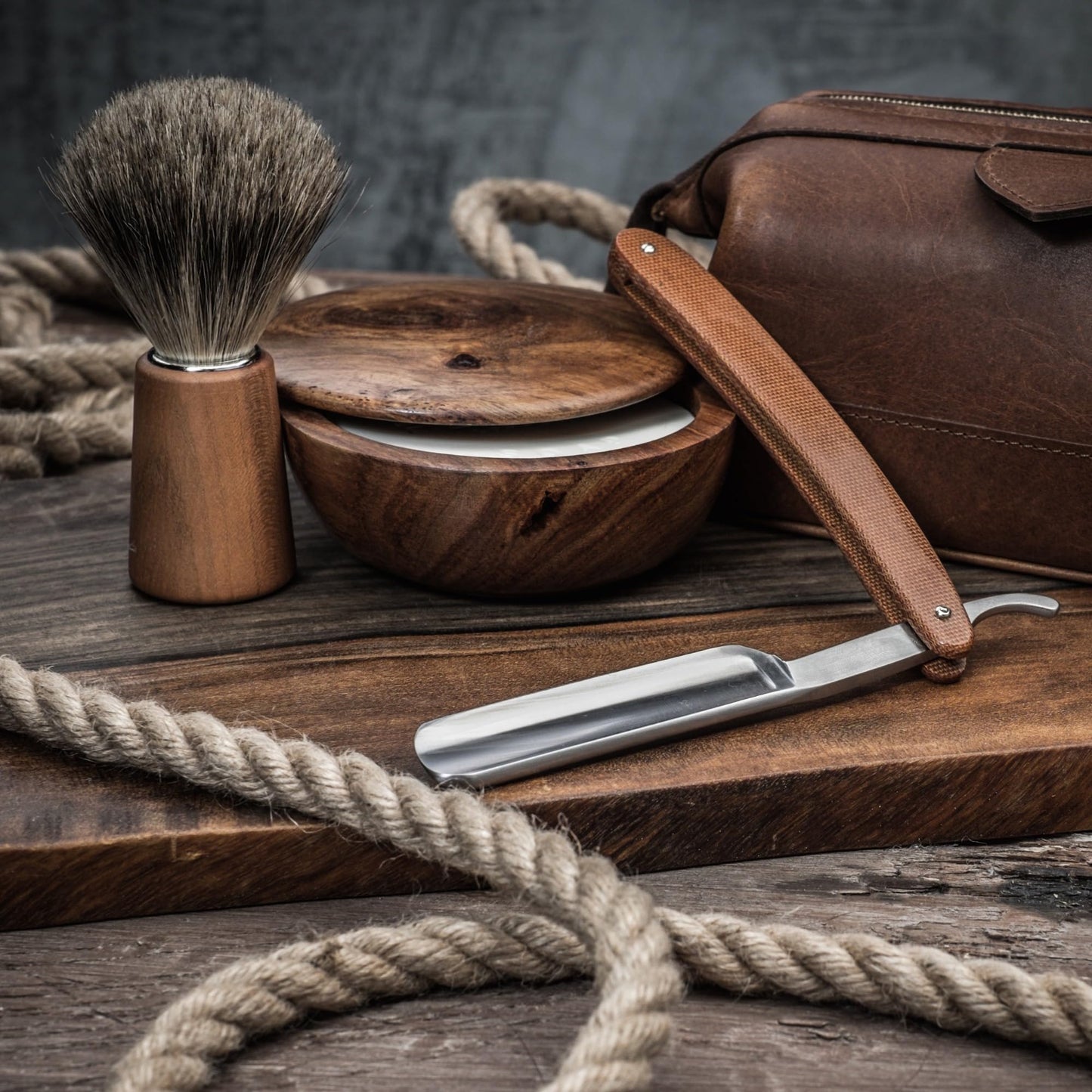 G.B.S Men's Wooden Handle Shaving Straight Razor, Single Edge Stainless-steel Blade Folding Handle, Hard Wood Grain, Leather Protective Razor Case Beauty and Personal Care G.B.S